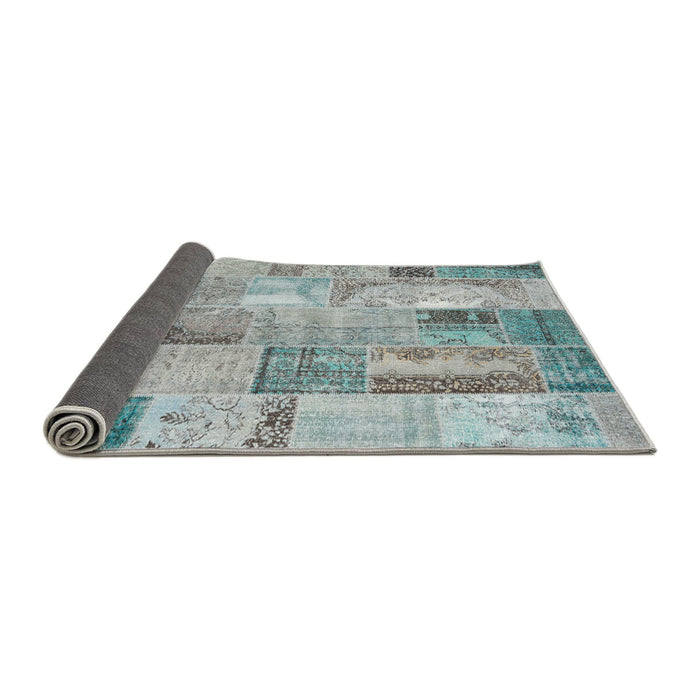 Thickness of Contemporary Grayish Turquoise Green Patchwork Rug, con2885