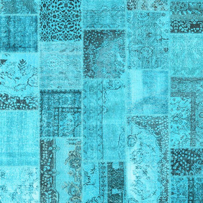 Machine Washable Patchwork Light Blue Transitional Rug, wshcon2885lblu