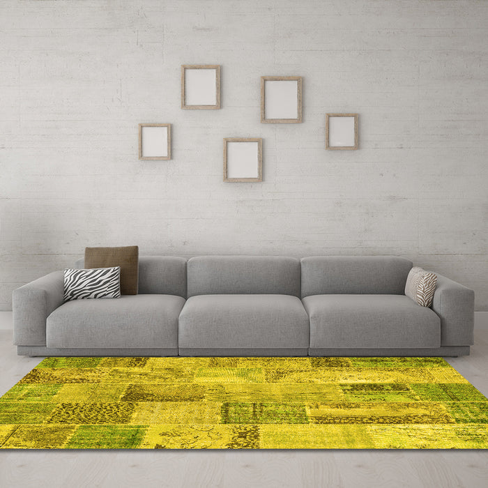 Machine Washable Patchwork Yellow Transitional Rug in a Living Room, wshcon2885yw