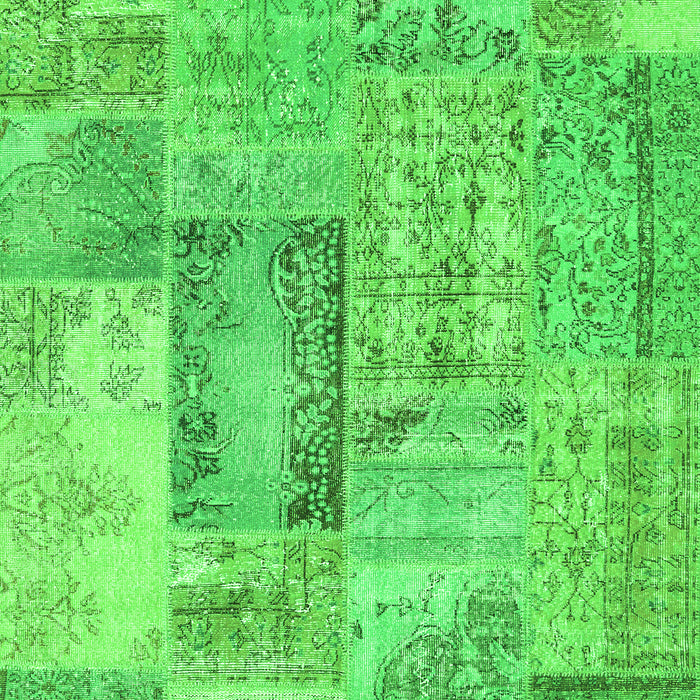 Serging Thickness of Machine Washable Patchwork Green Transitional Area Rugs, wshcon2886grn