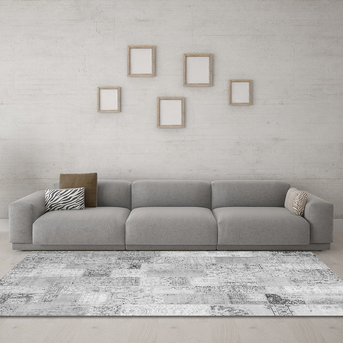 Machine Washable Patchwork Gray Transitional Rug in a Living Room,, wshcon2887gry