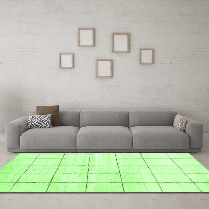 Machine Washable Solid Green Modern Area Rugs in a Living Room,, wshcon2889grn