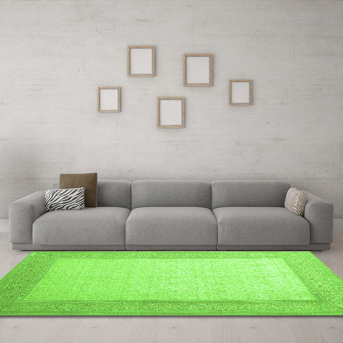Machine Washable Abstract Green Contemporary Area Rugs in a Living Room,, wshcon288grn