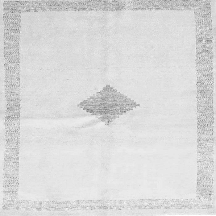 Serging Thickness of Solid Gray Modern Rug, con2891gry