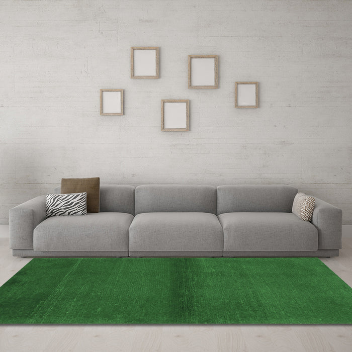 Machine Washable Abstract Emerald Green Contemporary Area Rugs in a Living Room,, wshcon2895emgrn