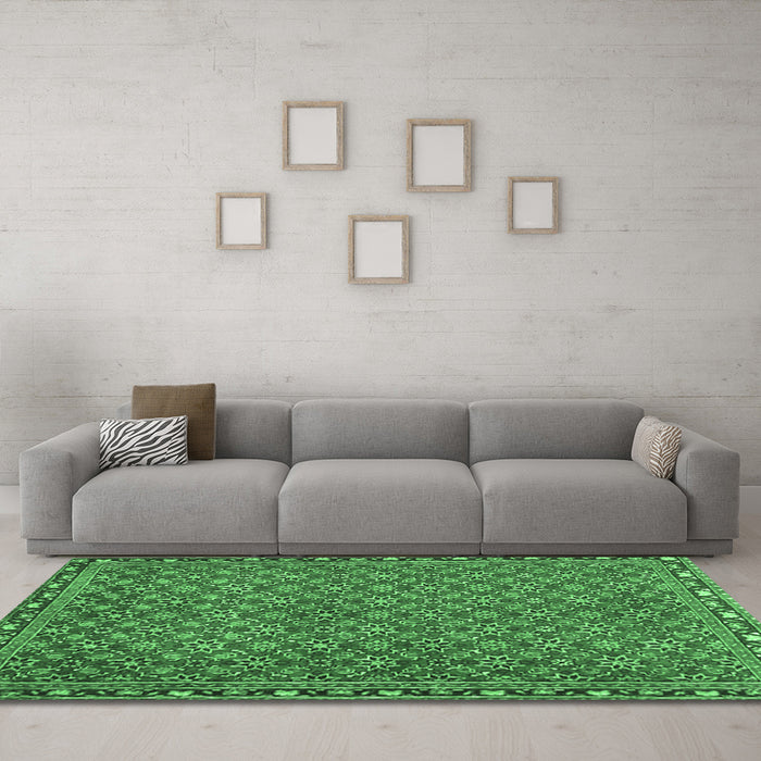 Machine Washable Abstract Emerald Green Contemporary Area Rugs in a Living Room,, wshcon2896emgrn