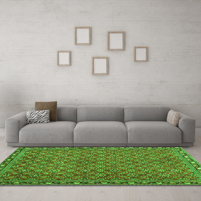 Machine Washable Abstract Green Contemporary Area Rugs in a Living Room,, wshcon2896grn