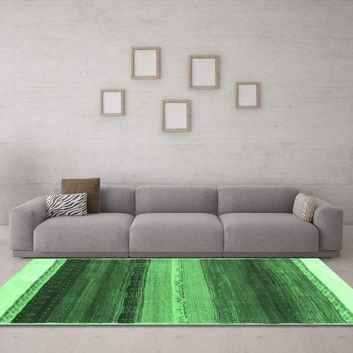 Machine Washable Abstract Emerald Green Contemporary Area Rugs in a Living Room,, wshcon2900emgrn