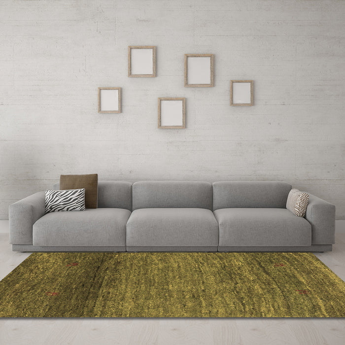 Machine Washable Abstract Brown Contemporary Rug in a Living Room,, wshcon2902brn