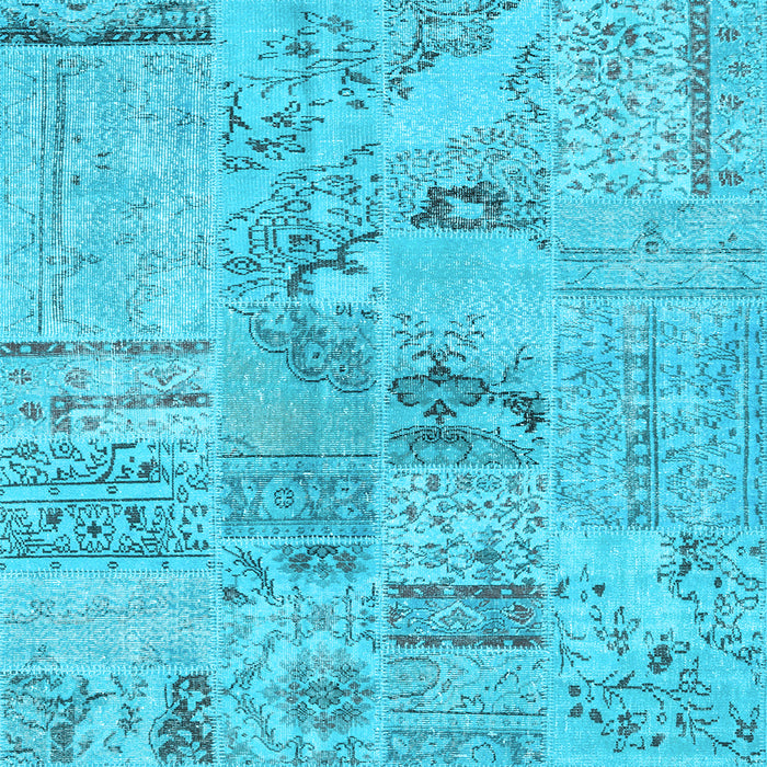 Square Patchwork Light Blue Transitional Rug, con2906lblu