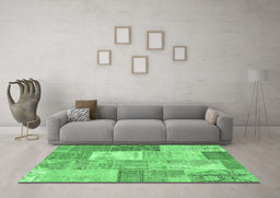 Machine Washable Patchwork Emerald Green Transitional Area Rugs in a Living Room,, wshcon2907emgrn