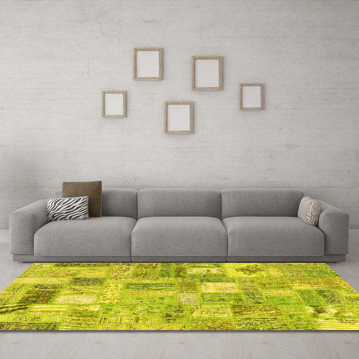 Machine Washable Patchwork Yellow Transitional Rug in a Living Room, wshcon2908yw