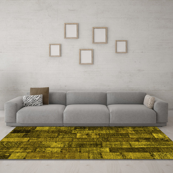 Machine Washable Patchwork Yellow Transitional Rug in a Living Room, wshcon2909yw
