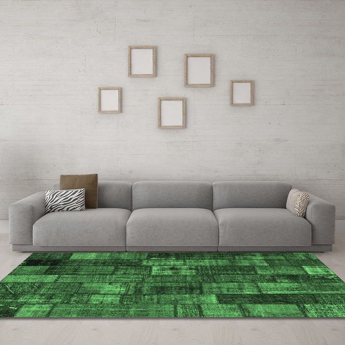 Machine Washable Patchwork Emerald Green Transitional Area Rugs in a Living Room,, wshcon2909emgrn