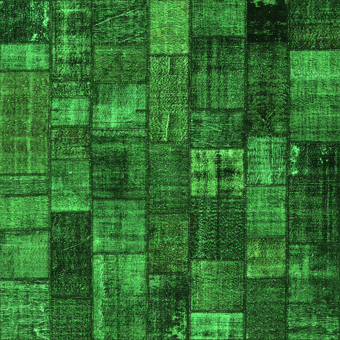 Serging Thickness of Patchwork Green Transitional Rug, con2909grn