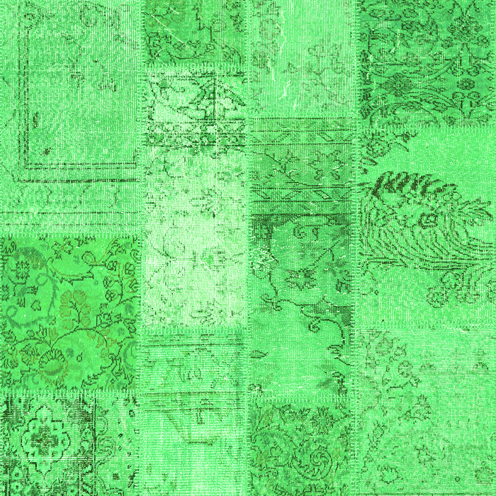 Serging Thickness of Machine Washable Patchwork Green Transitional Area Rugs, wshcon2910grn