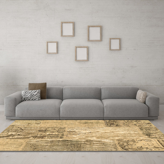 Machine Washable Patchwork Brown Transitional Rug in a Living Room,, wshcon2911brn