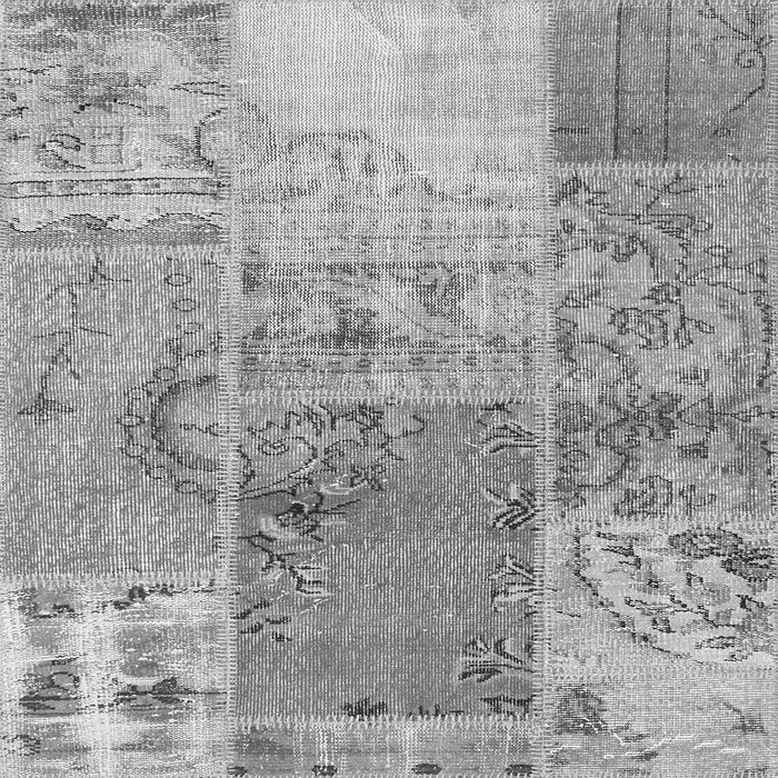 Serging Thickness of Patchwork Gray Transitional Rug, con2912gry