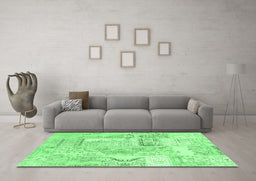 Machine Washable Patchwork Emerald Green Transitional Area Rugs in a Living Room,, wshcon2913emgrn