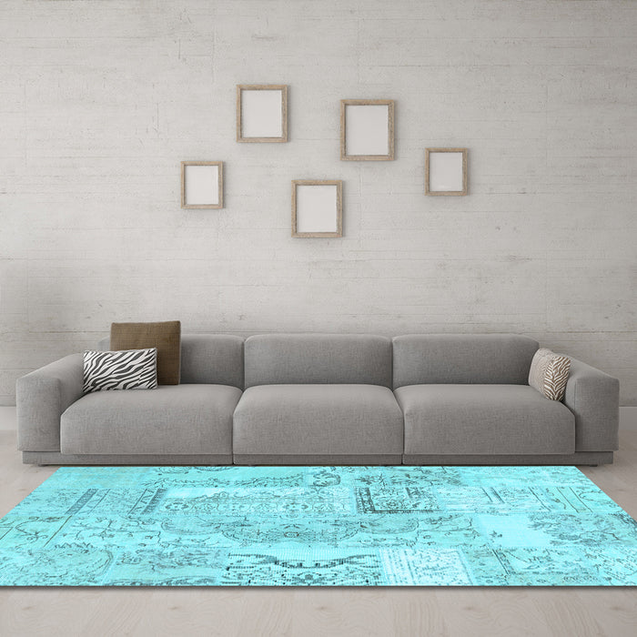 Machine Washable Patchwork Light Blue Transitional Rug in a Living Room, wshcon2913lblu