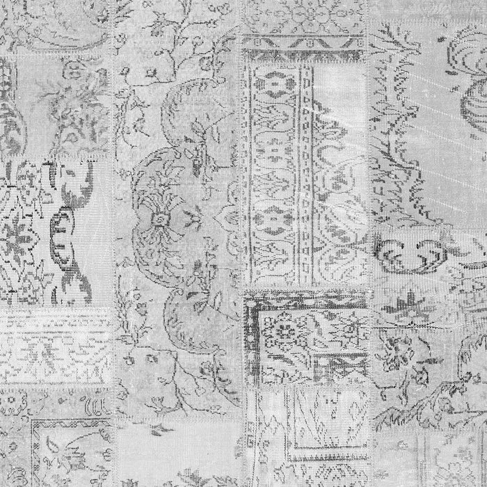 Serging Thickness of Machine Washable Patchwork Gray Transitional Rug, wshcon2913gry