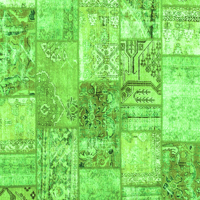 Serging Thickness of Machine Washable Patchwork Green Transitional Area Rugs, wshcon2914grn