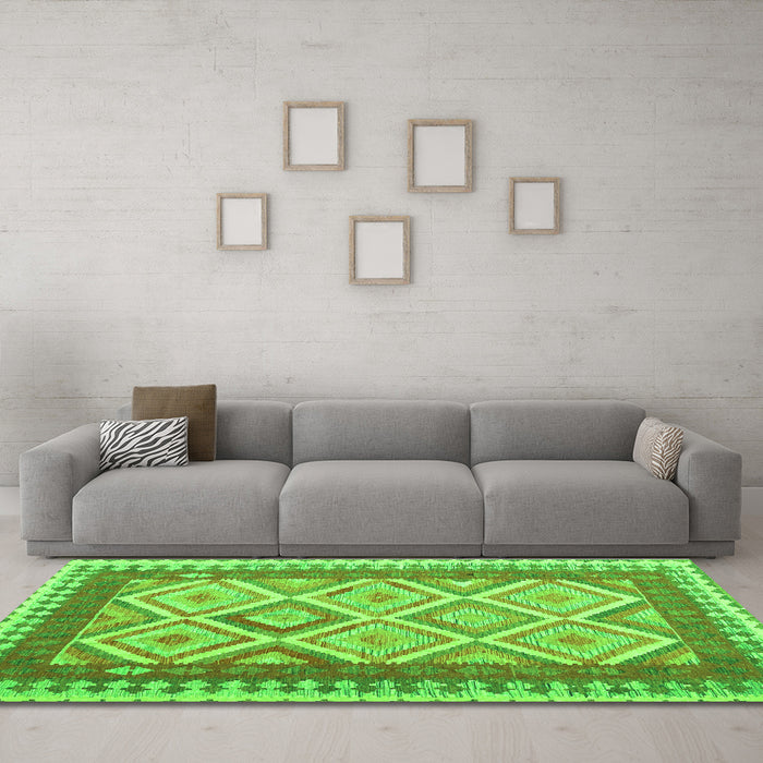 Machine Washable Abstract Green Contemporary Area Rugs in a Living Room,, wshcon2916grn