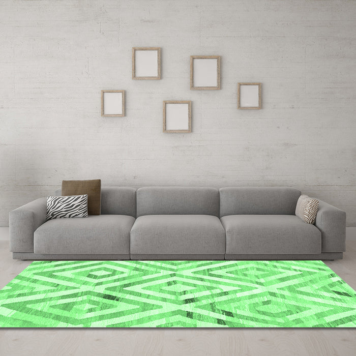 Machine Washable Southwestern Emerald Green Country Area Rugs in a Living Room,, wshcon2918emgrn