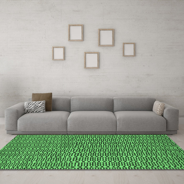 Machine Washable Abstract Emerald Green Contemporary Area Rugs in a Living Room,, wshcon292emgrn