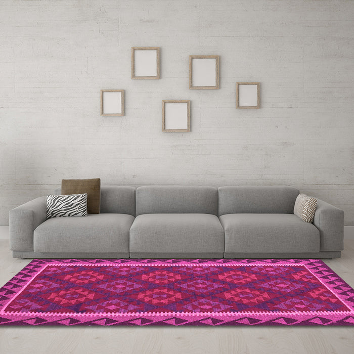 Machine Washable Oriental Pink Traditional Rug in a Living Room, wshcon2932pnk