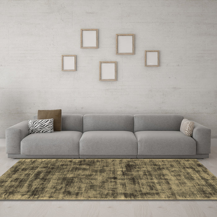 Machine Washable Abstract Brown Contemporary Rug in a Living Room,, wshcon2936brn