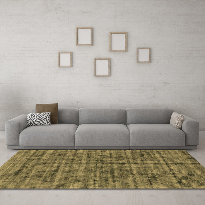 Machine Washable Abstract Brown Contemporary Rug in a Living Room,, wshcon2951brn