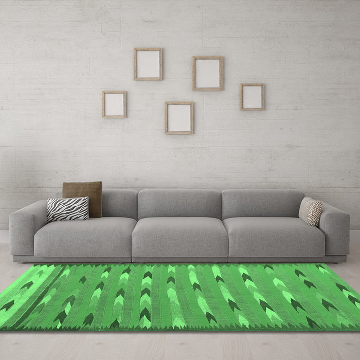Machine Washable Abstract Emerald Green Contemporary Area Rugs in a Living Room,, wshcon2954emgrn
