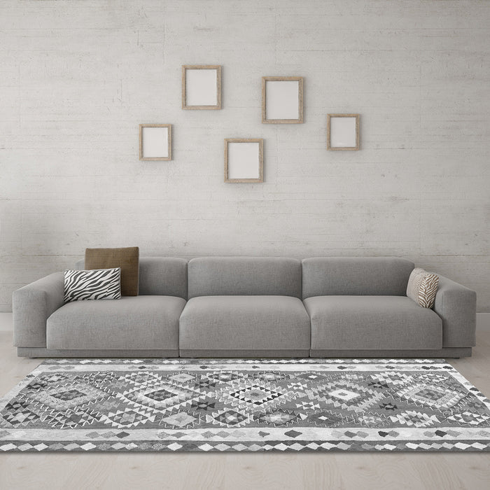 Machine Washable Oriental Gray Traditional Rug in a Living Room,, wshcon2956gry
