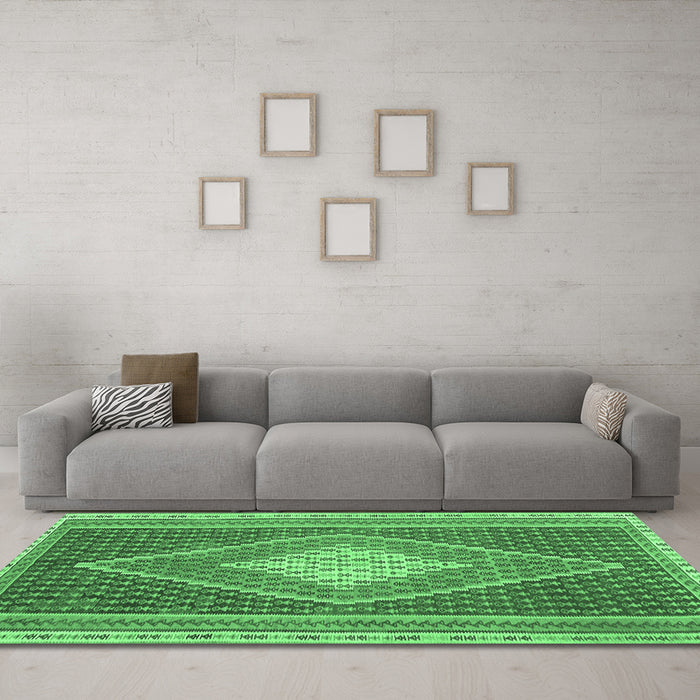 Machine Washable Abstract Emerald Green Contemporary Area Rugs in a Living Room,, wshcon2958emgrn