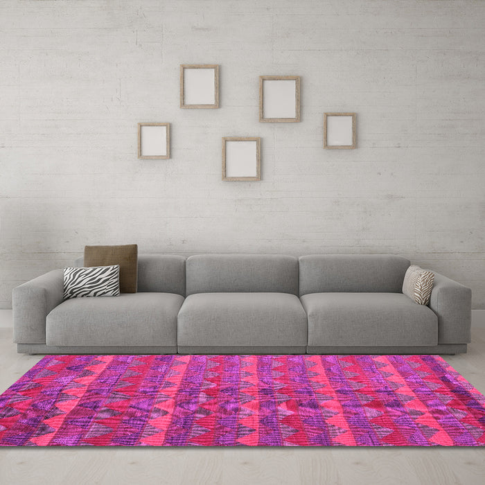 Machine Washable Oriental Pink Traditional Rug in a Living Room, wshcon2961pnk