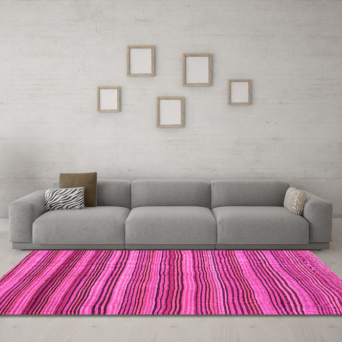 Machine Washable Oriental Pink Traditional Rug in a Living Room, wshcon2964pnk