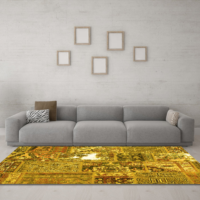 Machine Washable Patchwork Yellow Transitional Rug in a Living Room, wshcon2973yw