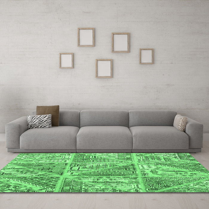 Machine Washable Patchwork Emerald Green Transitional Area Rugs in a Living Room,, wshcon2974emgrn