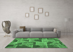 Machine Washable Patchwork Emerald Green Transitional Area Rugs in a Living Room,, wshcon2976emgrn