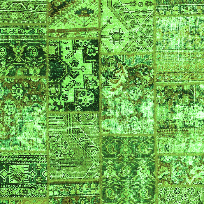 Serging Thickness of Machine Washable Patchwork Green Transitional Area Rugs, wshcon2977grn