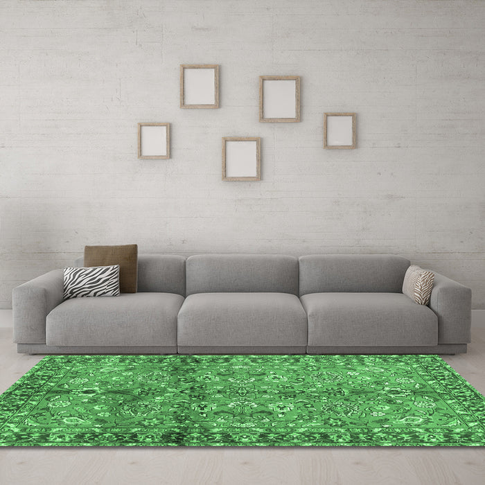Machine Washable Abstract Emerald Green Contemporary Area Rugs in a Living Room,, wshcon2978emgrn