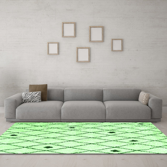 Machine Washable Terrilis Green Contemporary Area Rugs in a Living Room,, wshcon2985grn