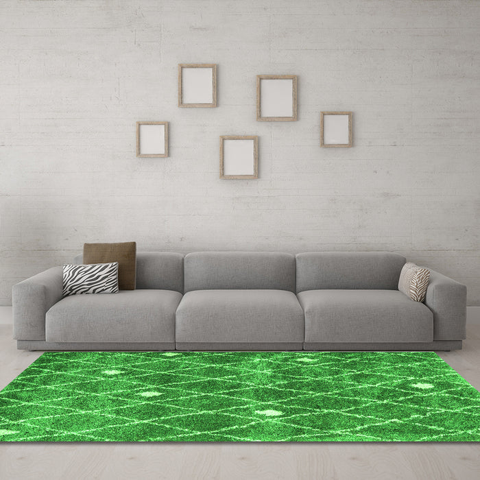 Machine Washable Trellis Green Modern Area Rugs in a Living Room,, wshcon2987grn