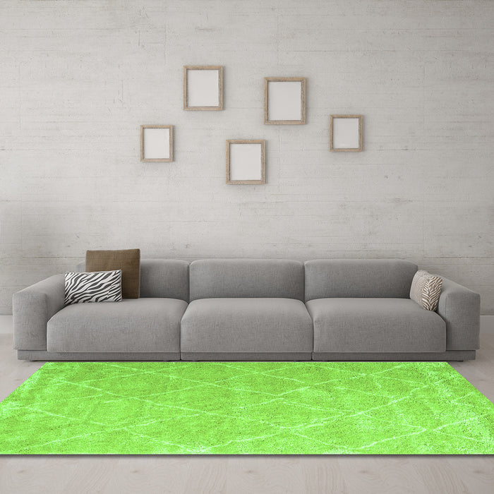 Machine Washable Trellis Green Modern Area Rugs in a Living Room,, wshcon2992grn