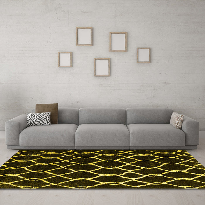 Machine Washable Trellis Yellow Modern Rug in a Living Room, wshcon2995yw