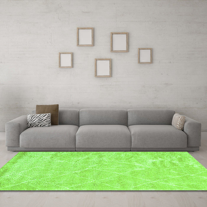 Machine Washable Trellis Green Modern Area Rugs in a Living Room,, wshcon2997grn