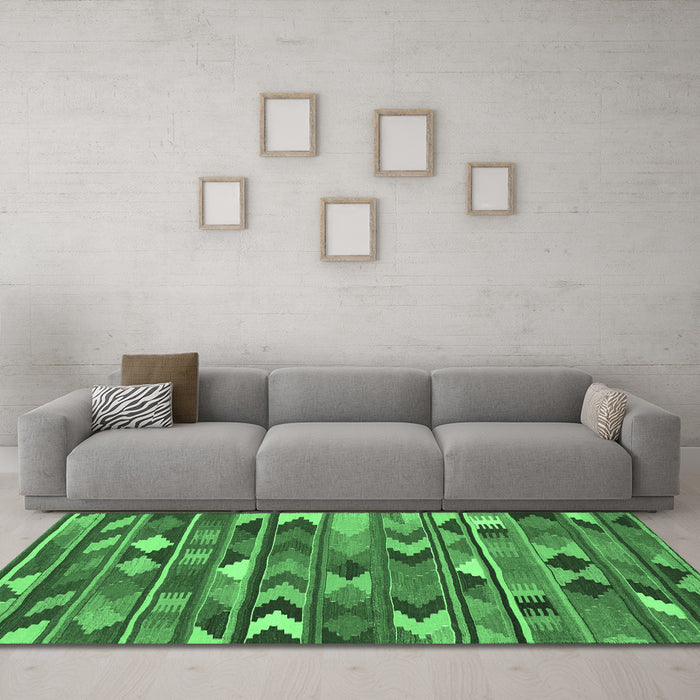 Machine Washable Southwestern Emerald Green Country Area Rugs in a Living Room,, wshcon3001emgrn