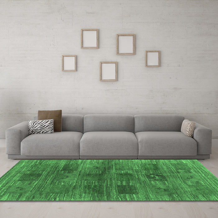Machine Washable Abstract Emerald Green Contemporary Area Rugs in a Living Room,, wshcon3008emgrn