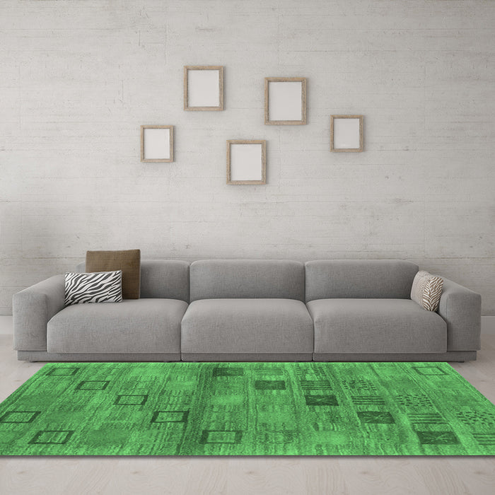 Machine Washable Abstract Emerald Green Contemporary Area Rugs in a Living Room,, wshcon3009emgrn